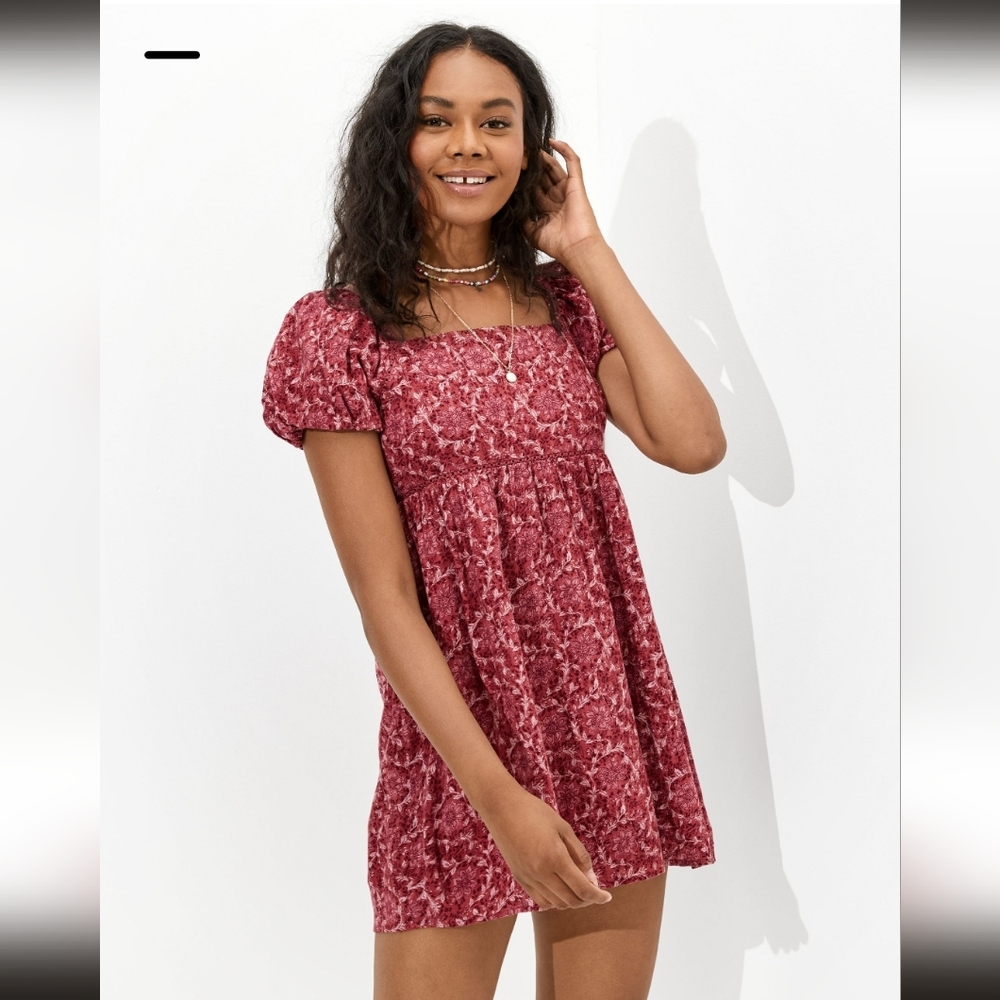 American Eagle puff-sleeve babydoll mini dress